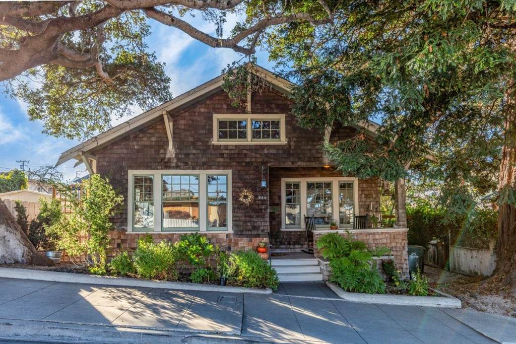 236 Cypress Avenue - Photo 1