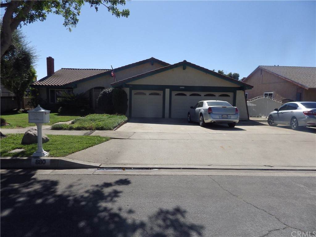 880 Aster Street - Photo 1