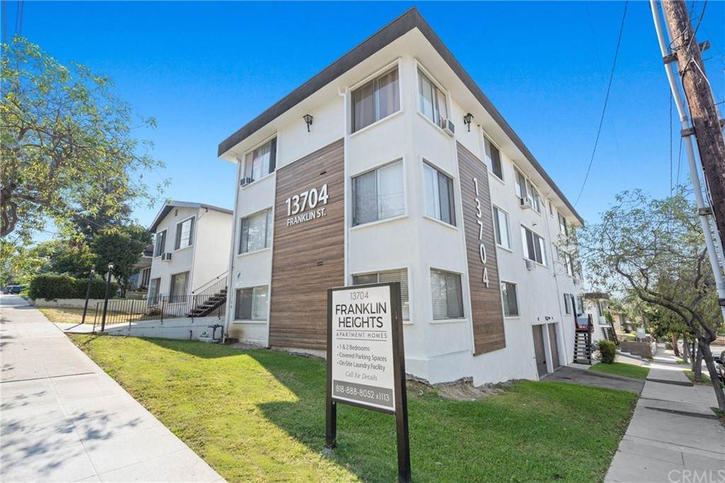 13704 Franklin Street - Photo 1