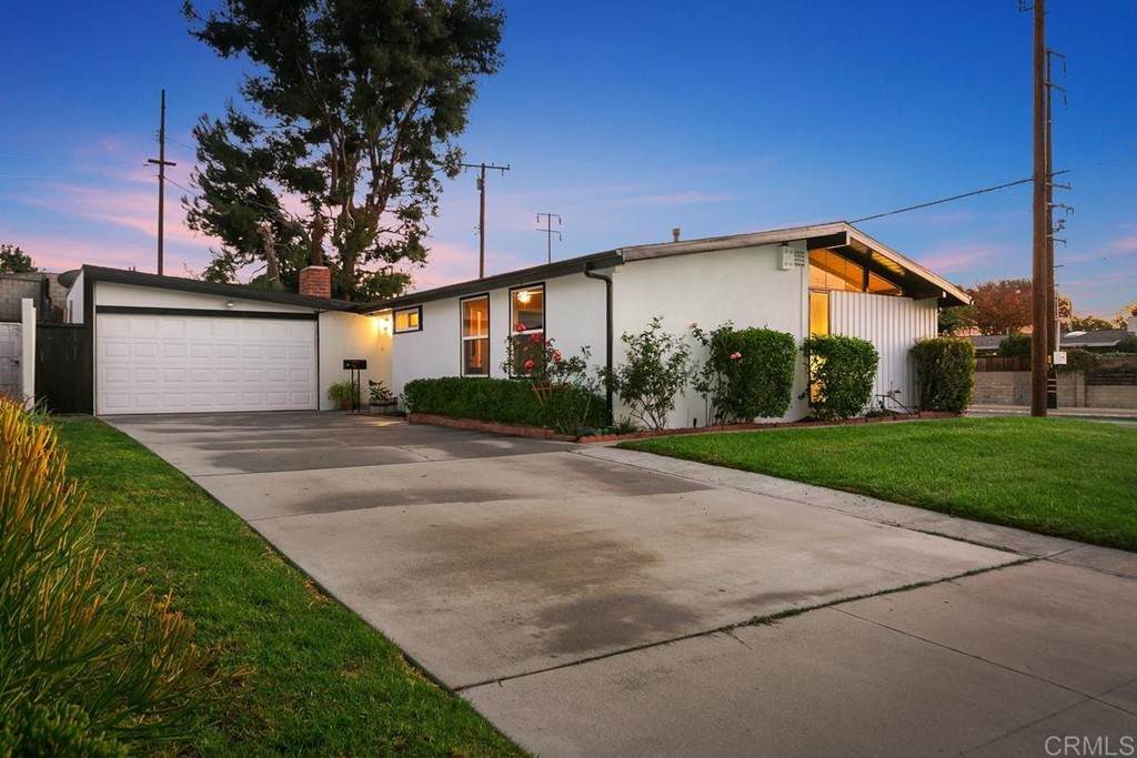 15002 Badlona Drive - Photo 1