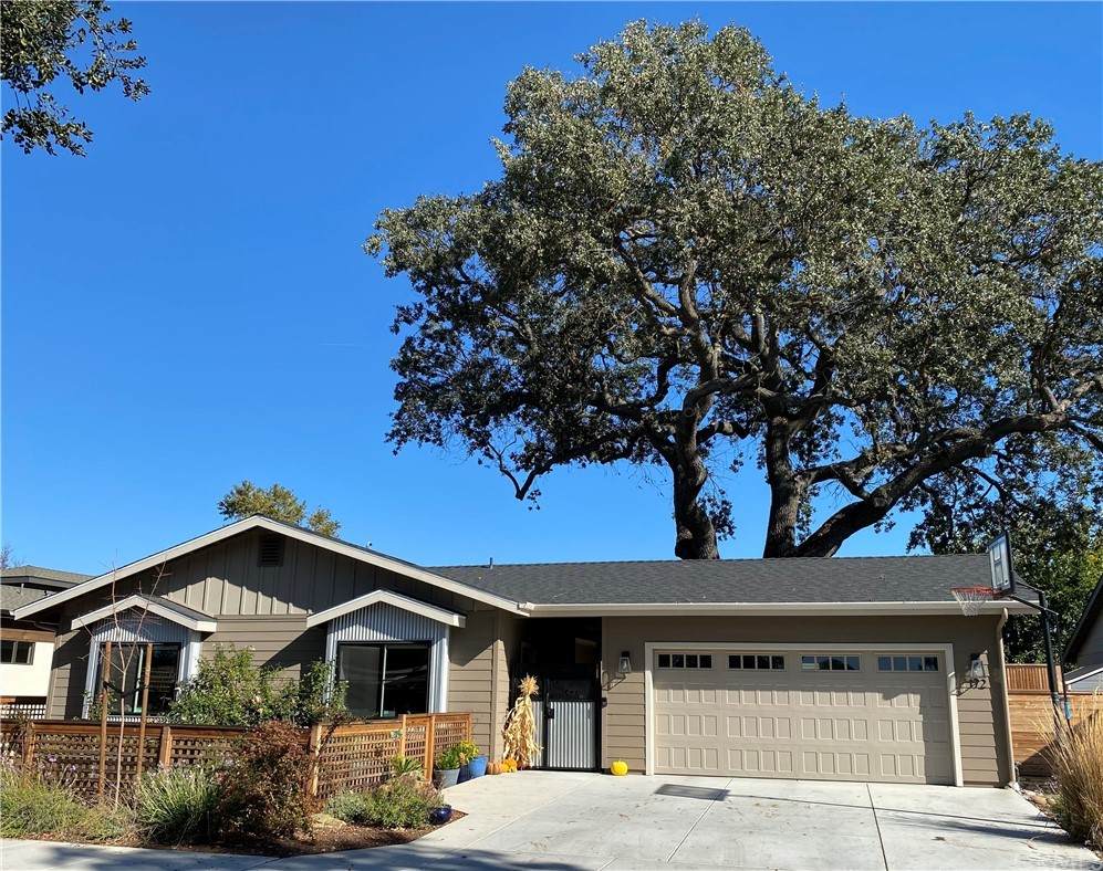 172 Rowan Way - Photo 1