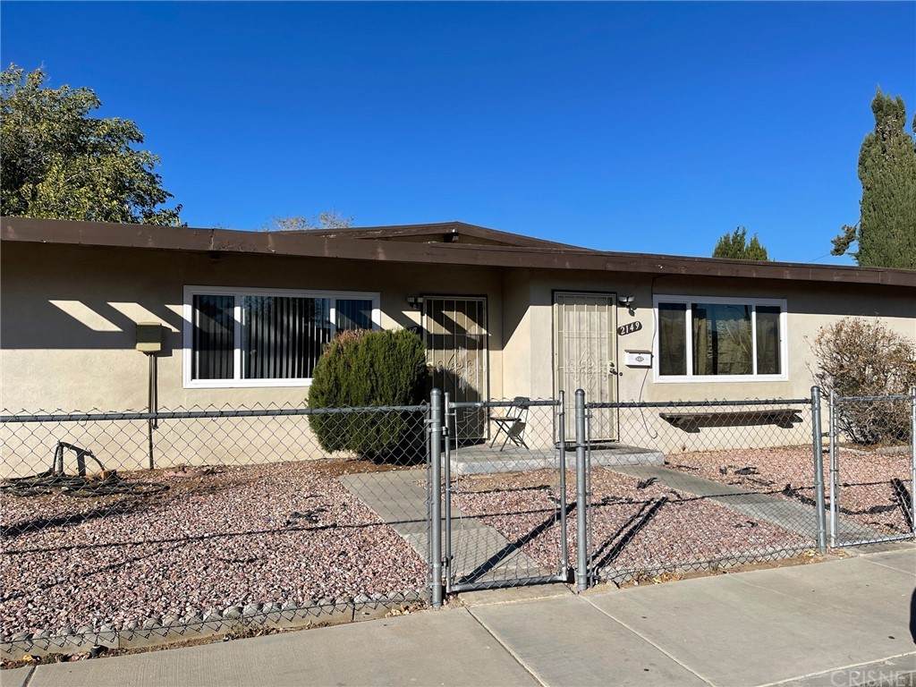 2147 2149 Avenue Q6 - Photo 1