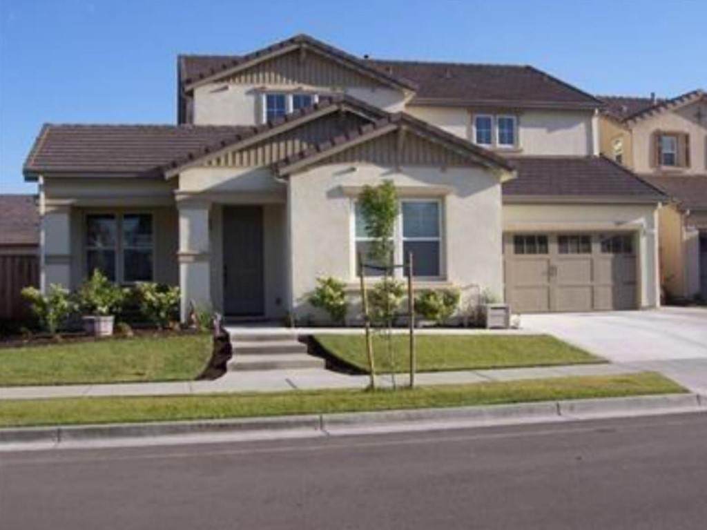 994 Dry Creek Place - Photo 1