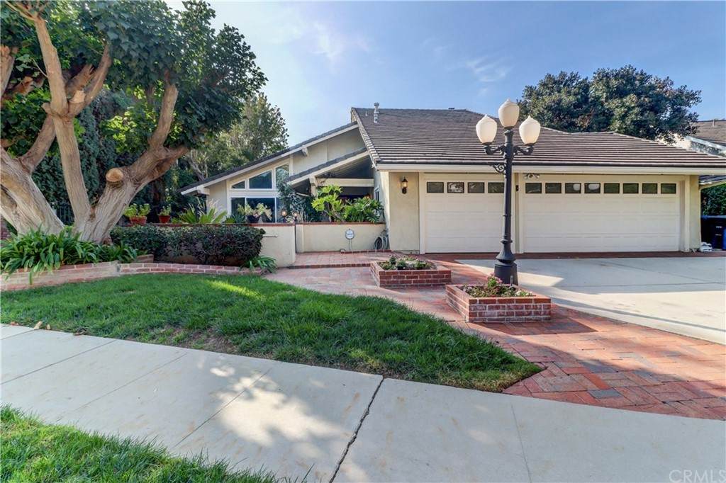 1734 Modoc Street - Photo 1