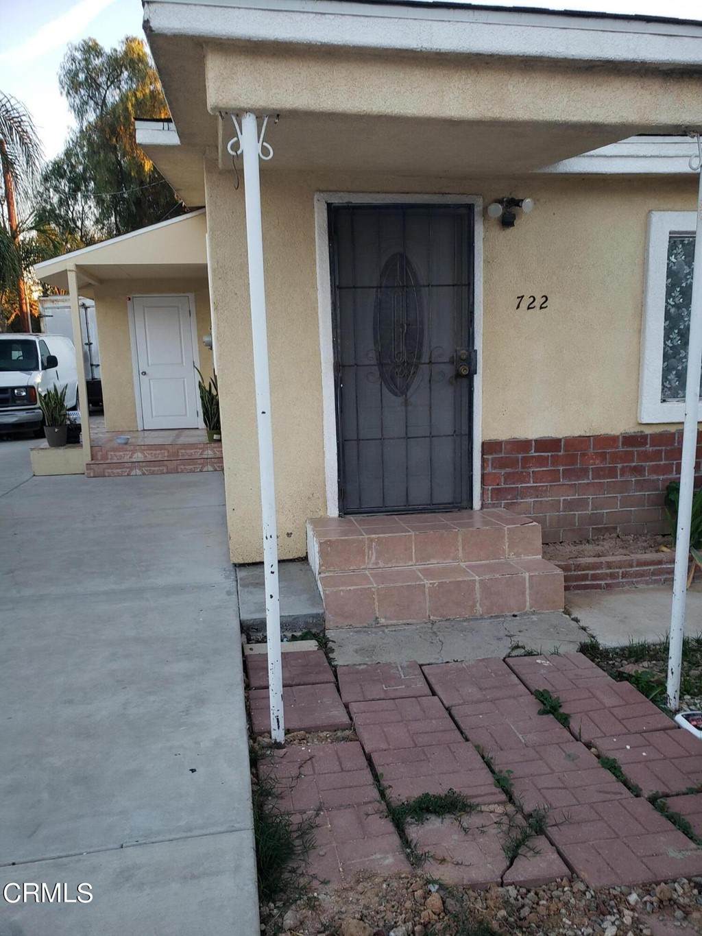 722 Blaine Avenue - Photo 1