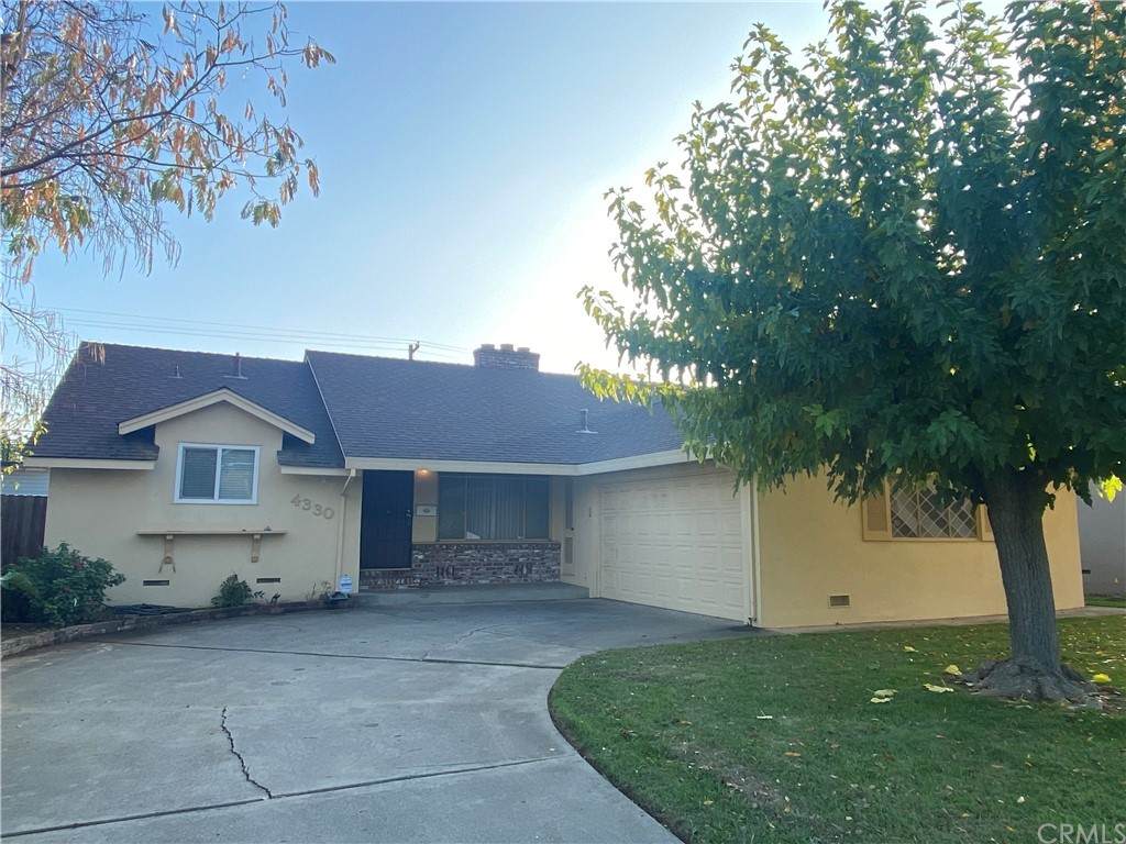 4330 Stonehedge Way - Photo 1