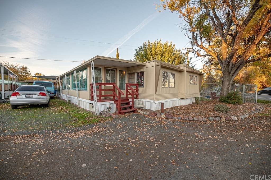3039 Lakeshore Boulevard - Photo 1