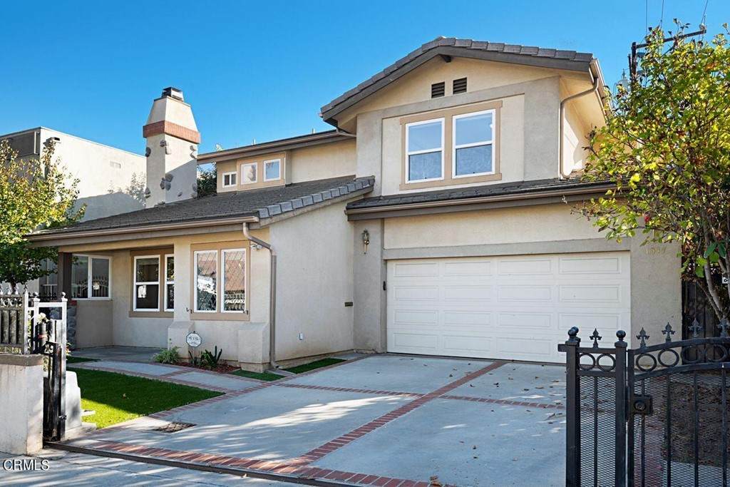 1317 Lyndon Street - Photo 1