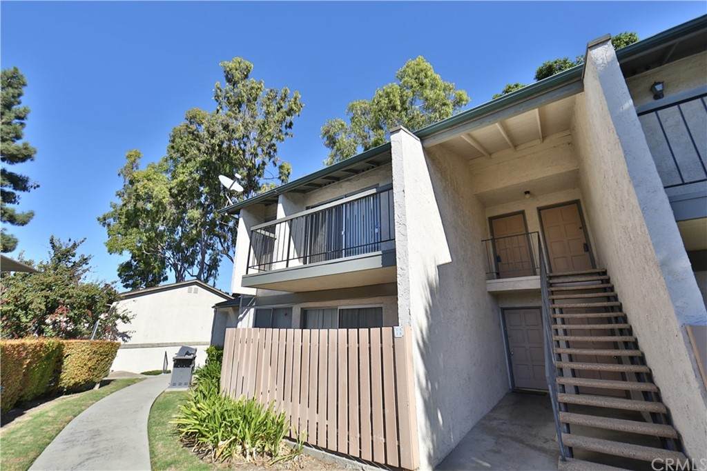 2300 Hacienda Boulevard - Photo 1
