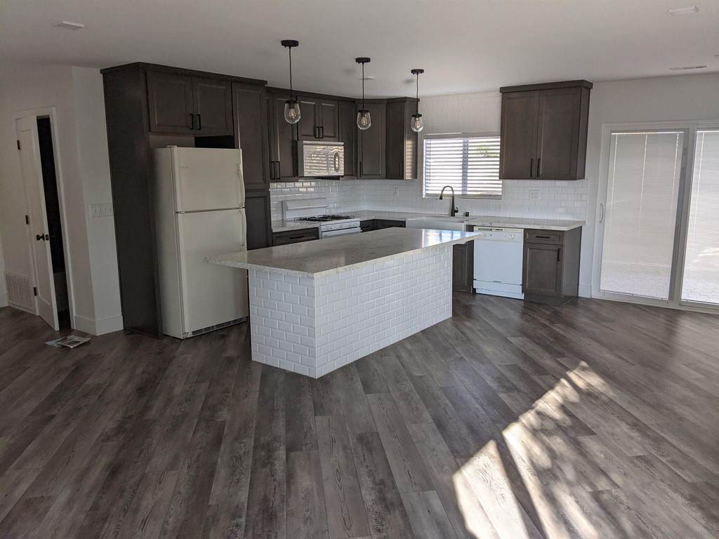 345 Rancho Vista Pl - Photo 1