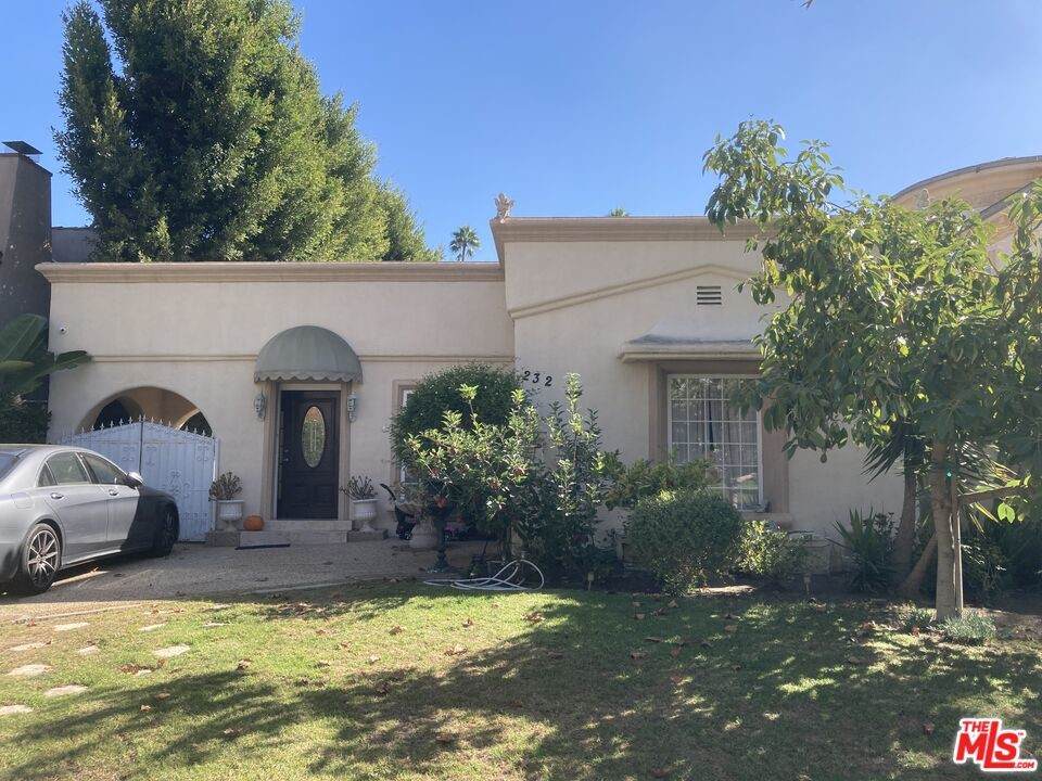 232 Maple Drive - Photo 1