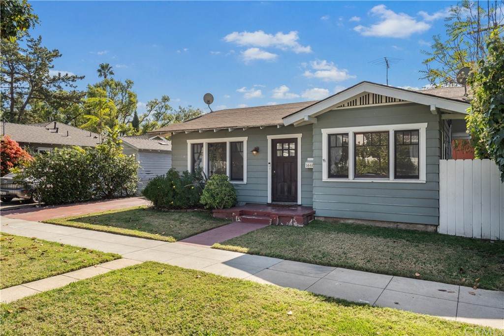 1440 Asbury Drive - Photo 1