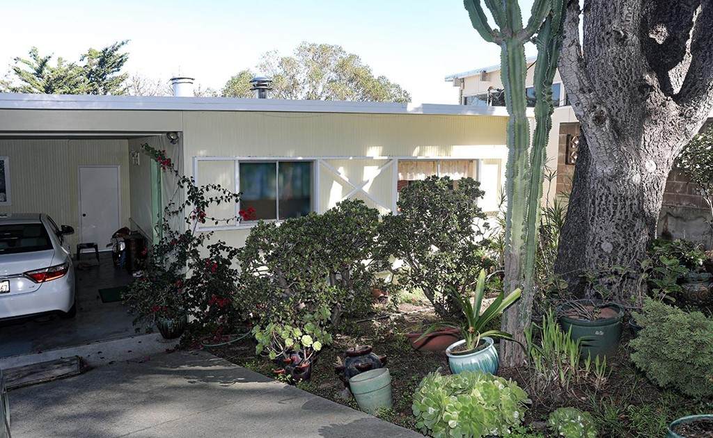 825 Humboldt Road - Photo 1