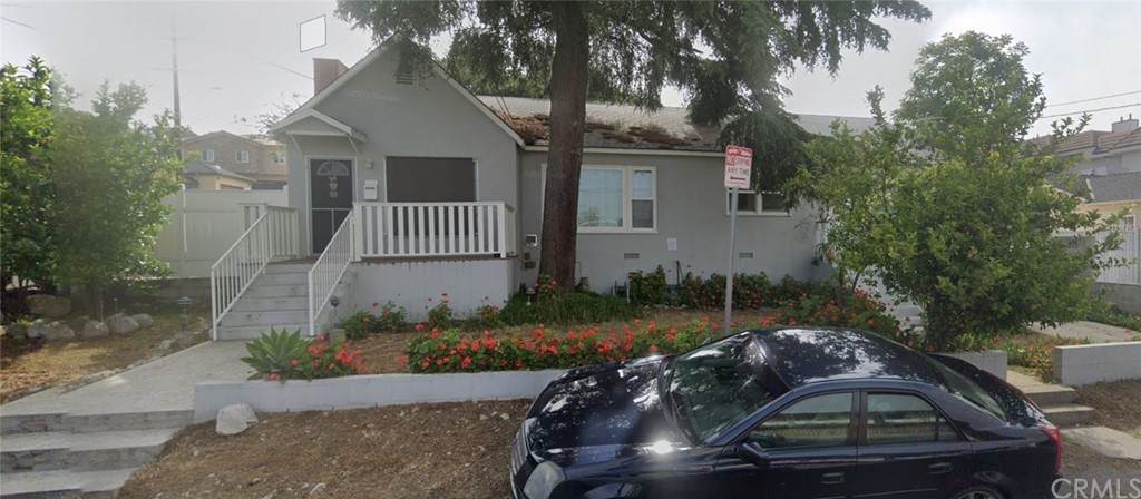 10256 Samoa Avenue - Photo 1