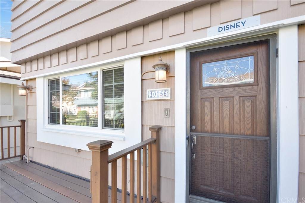 10155 Disney Circle - Photo 1
