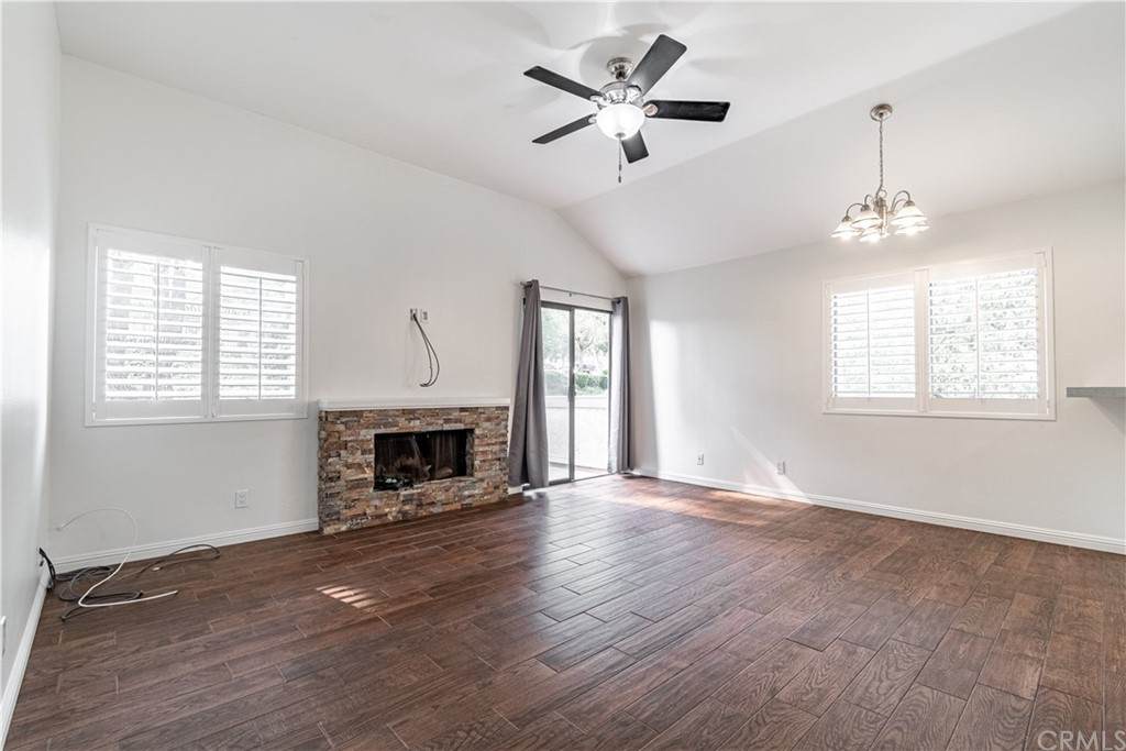 28201 Montecito - Photo 1