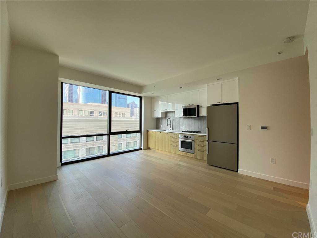 400 Broadway - Photo 1