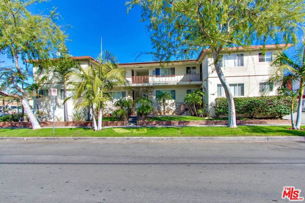 5881 Saturn Street - Photo 1