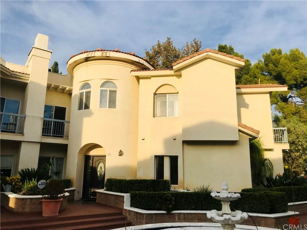 1211 Del Rey Avenue - Photo 1