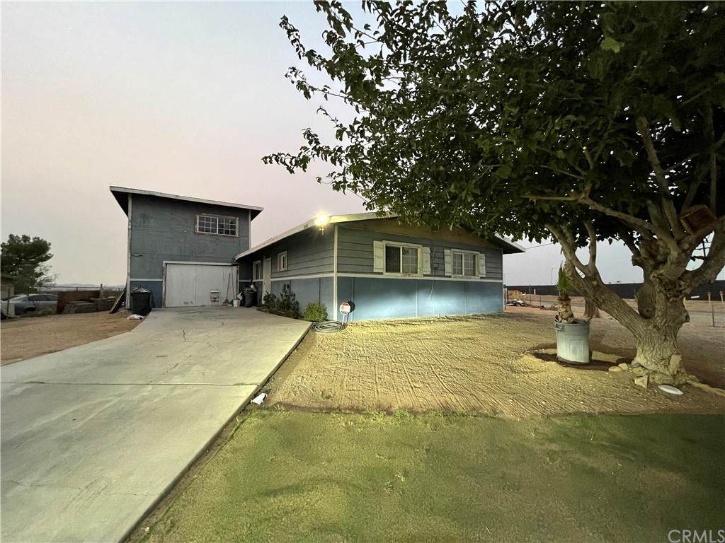 12092 Chamberlaine Way - Photo 1