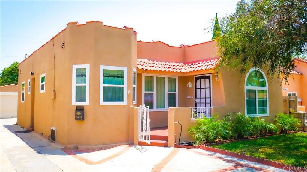 8142 San Juan Avenue - Photo 1
