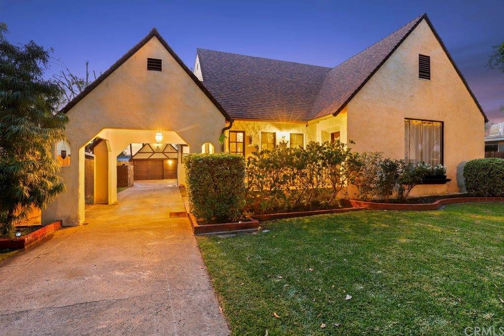2850 Valencia Avenue - Photo 1