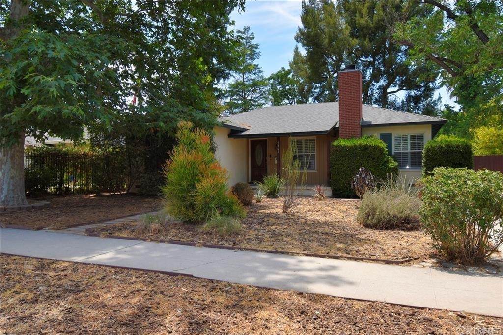 5901 Vanalden Avenue - Photo 1