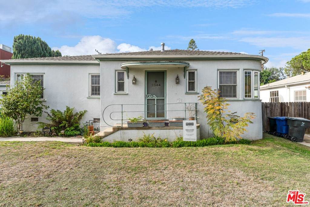 2344 33Rd Street - Photo 1