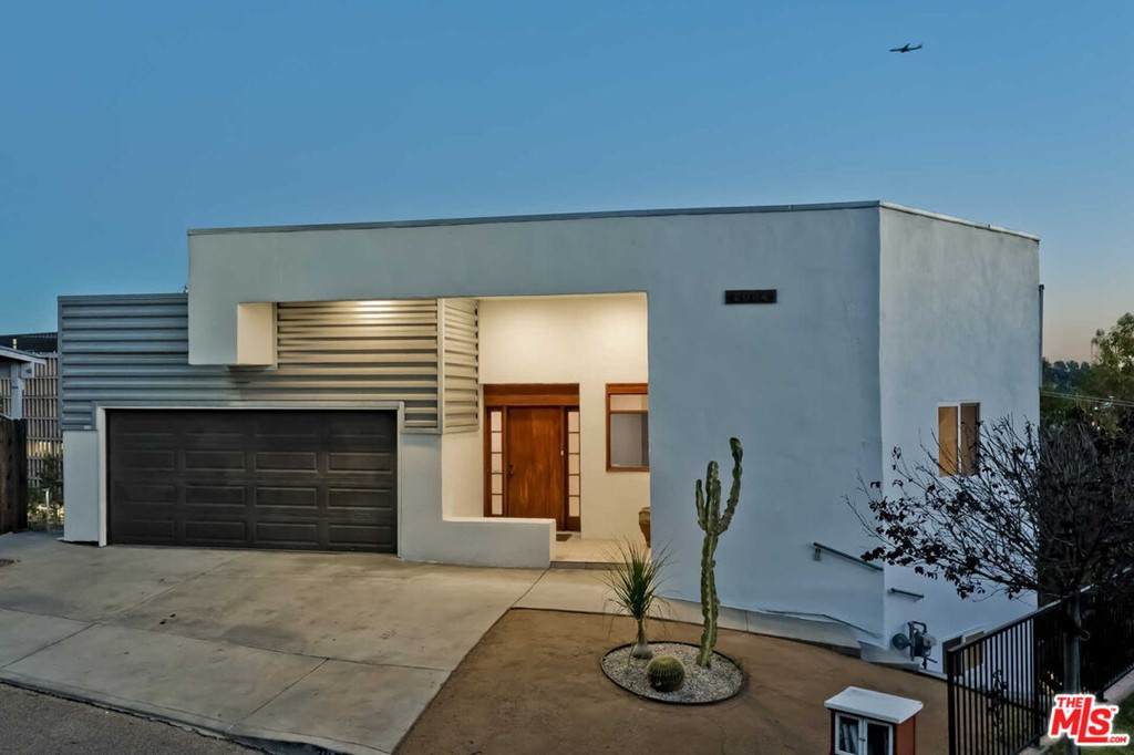 2054 Barnett Way - Photo 1