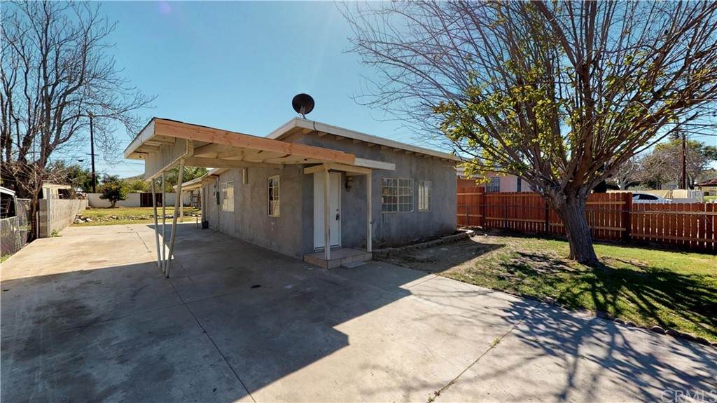 18521 14th Street - Photo 1