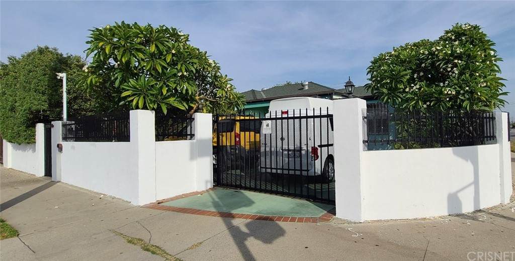 6400 Beck Avenue - Photo 1