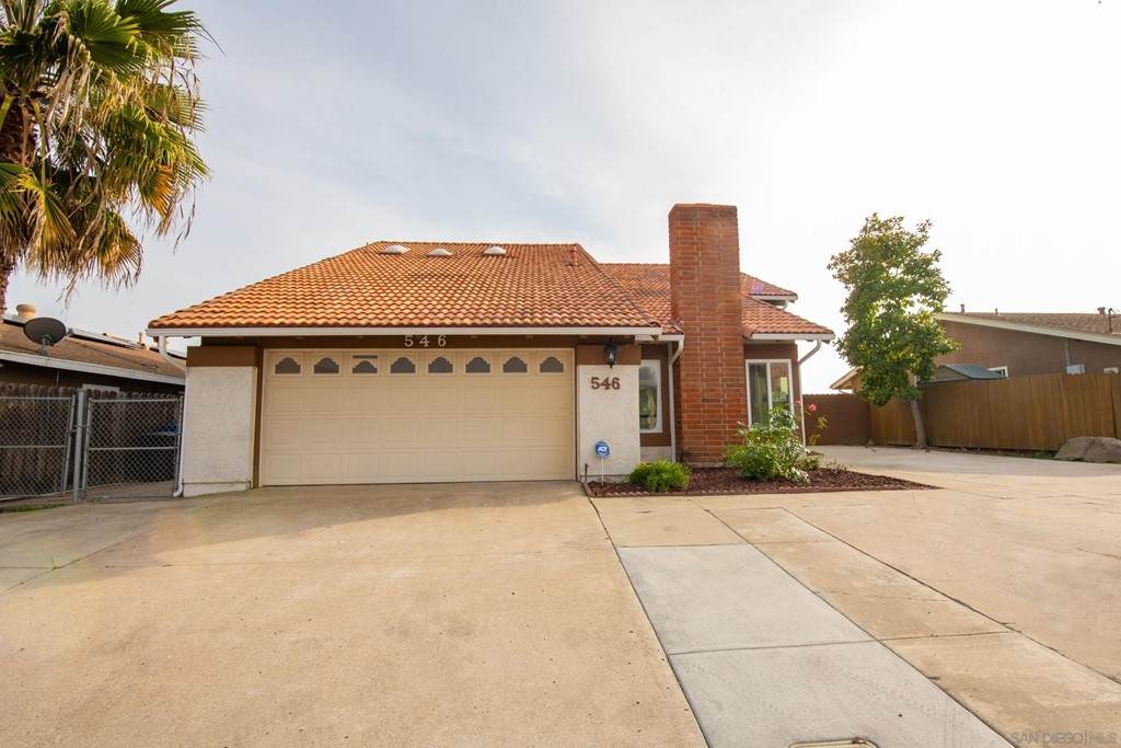 546 J Street - Photo 1