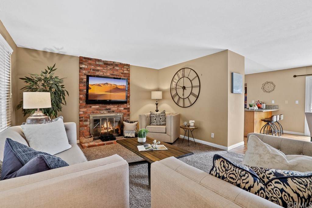 15832 Plymouth Lane - Photo 1