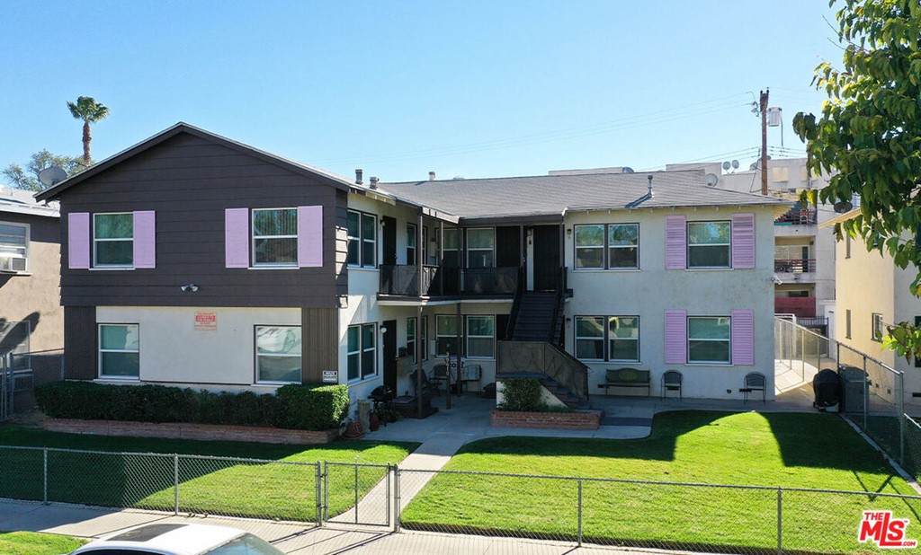 20610 Hartland Street - Photo 1