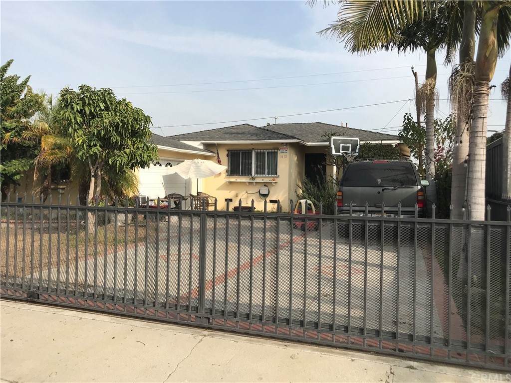 1412 Northwood Avenue - Photo 1