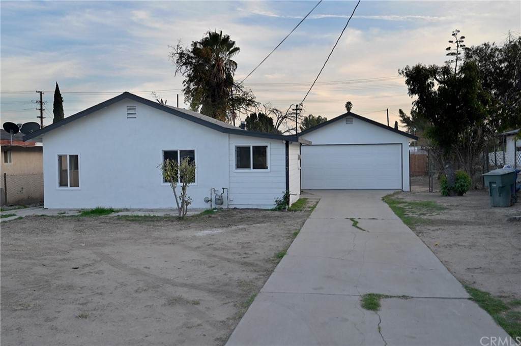 1247 Reece Street - Photo 1