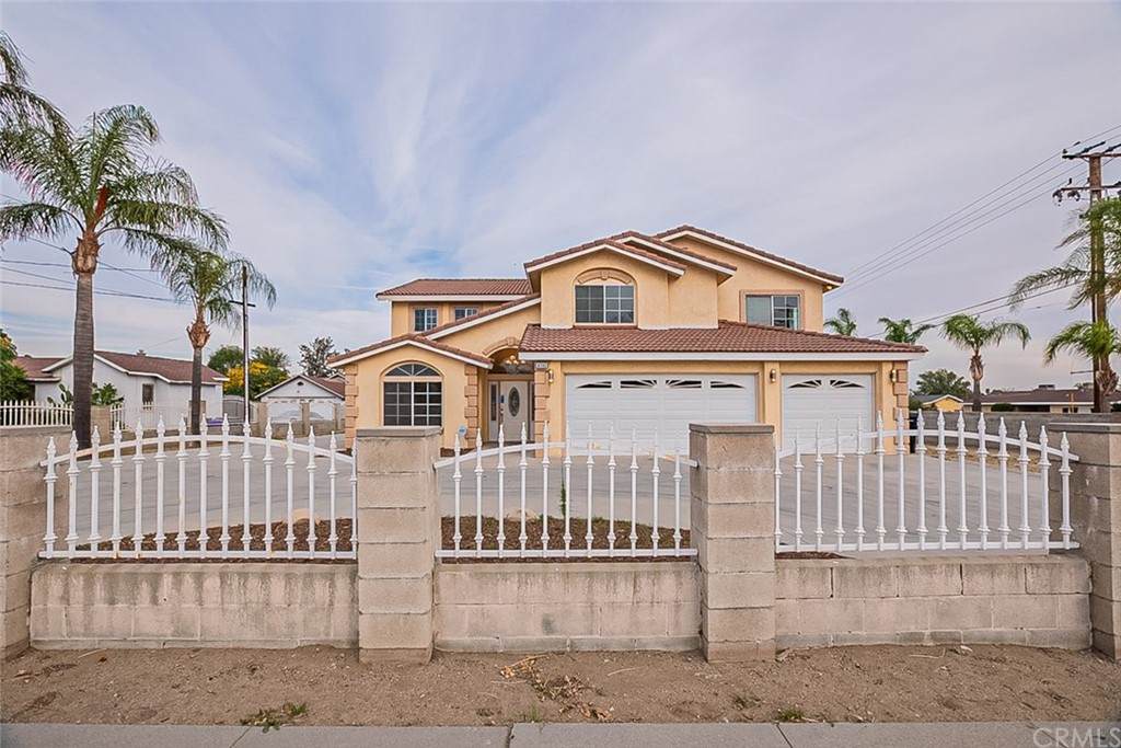 9285 Oleander Avenue - Photo 1