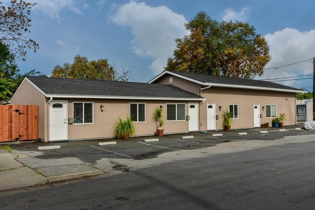 675 Hamline Street - Photo 1
