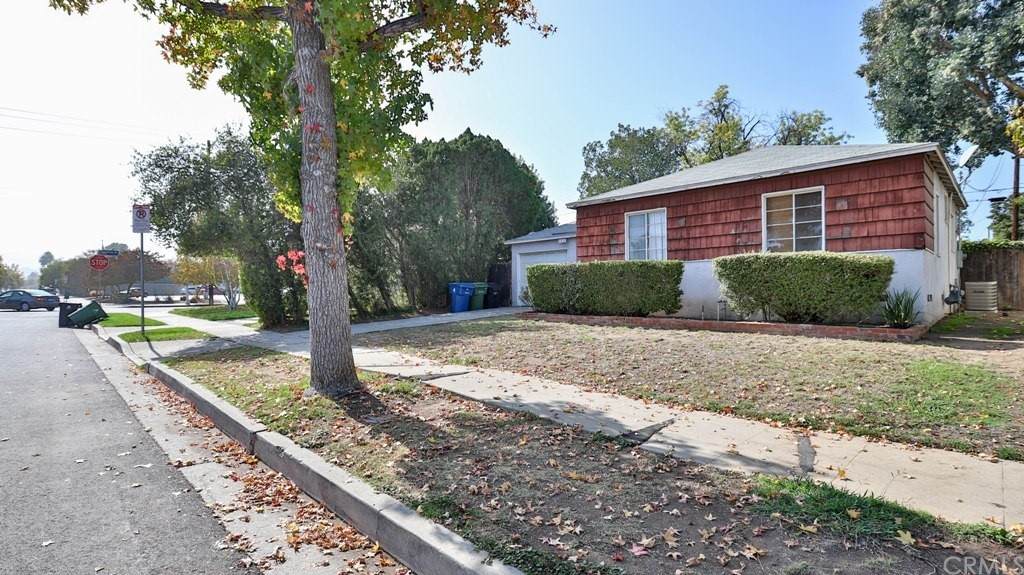 5839 White Oak Avenue - Photo 1