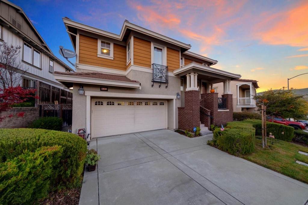 6585 Deerfield Drive - Photo 1