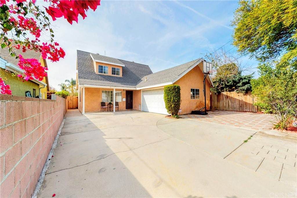 9249 Tamarack Avenue - Photo 1