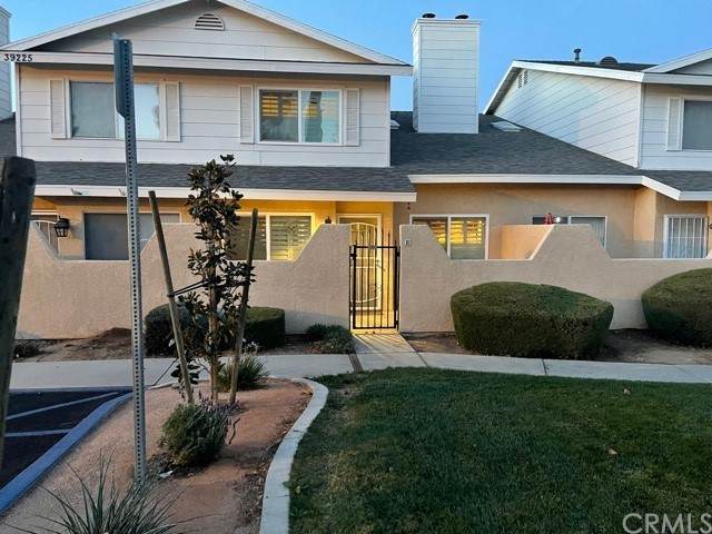 39225 10th Street - Photo 1