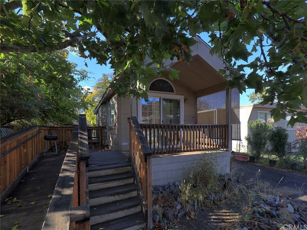 5935 Live Oak - Photo 1