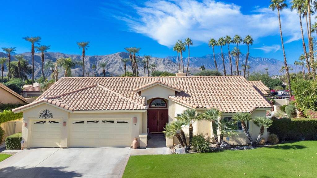 9 Park Mirage Lane - Photo 1