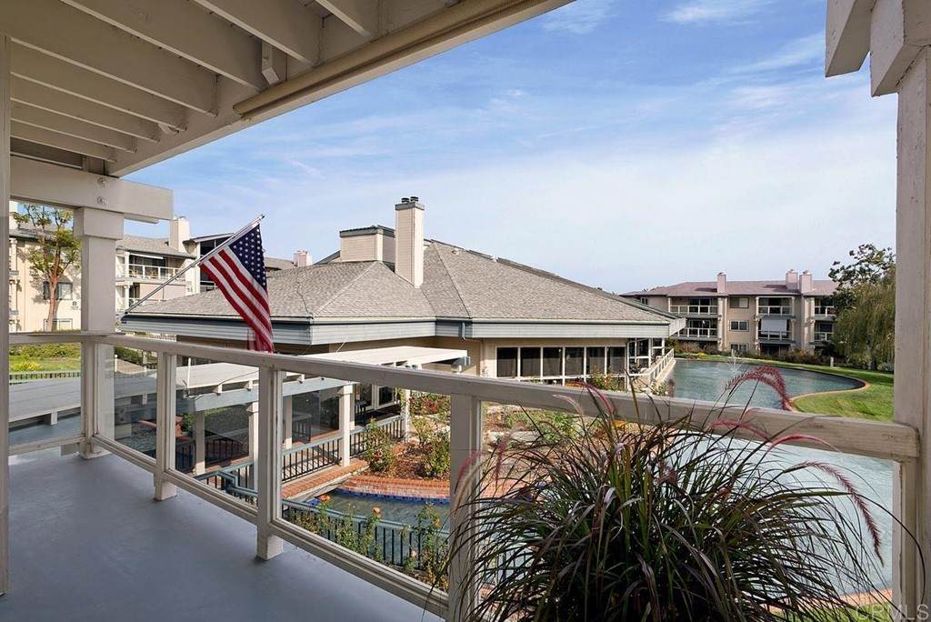 1682 Circa Del Lago - Photo 1