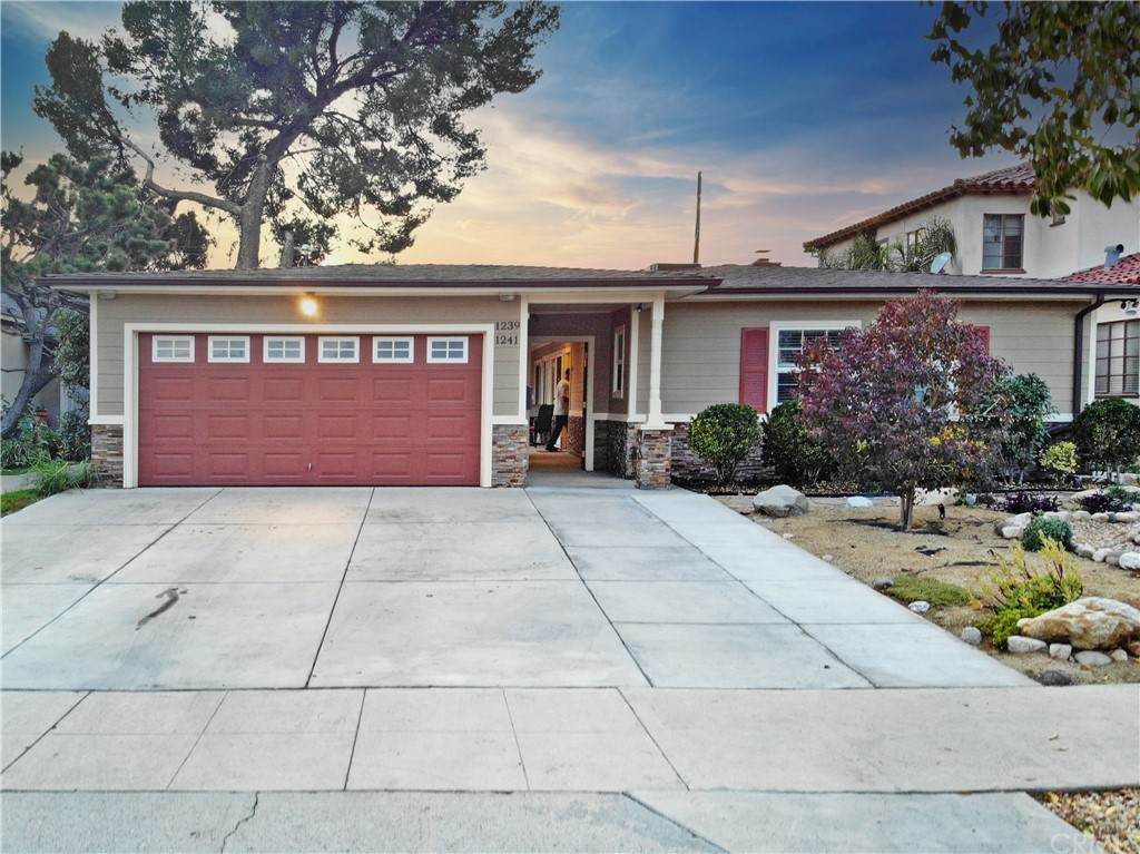 1239 Kenwood Street - Photo 1
