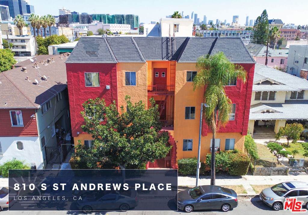 810 St Andrews Place - Photo 1