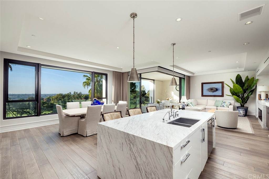 1527 Santa Barbara Drive - Photo 1