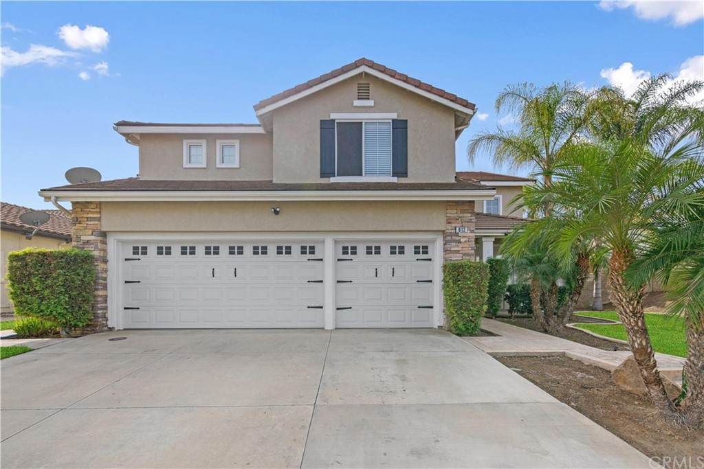 912 Hyde Park Court - Photo 1