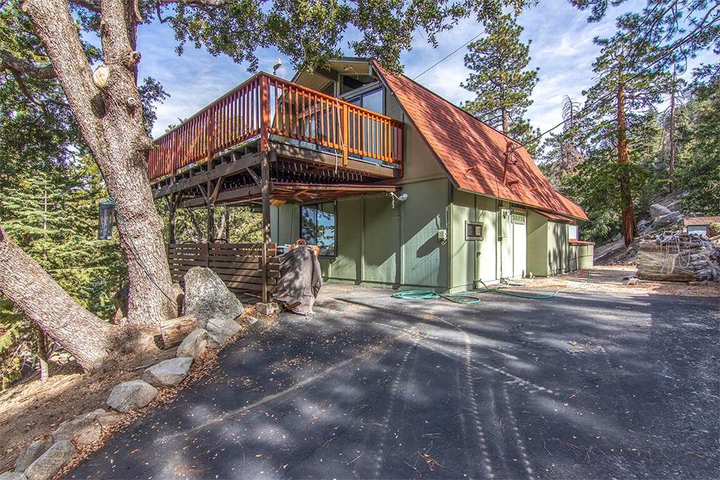 53050 Woodpecker Way - Photo 1